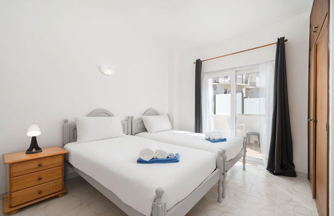 Villa Harpista in Guia by Ideal Homes - Photo 8