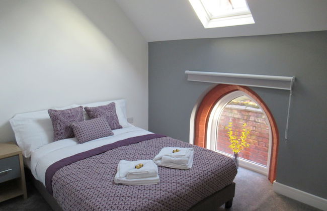 Emmanuel Church Apartments - Photo 1