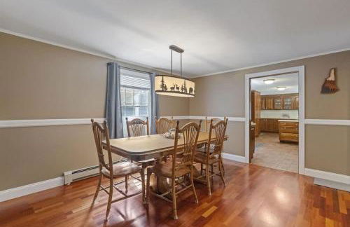 Lake Escape Family & Pet Friendly with Dock Access - Photo 31