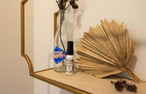 15mi to FIFA l Walkable l Gym l Garage l Heights! - Foto 27