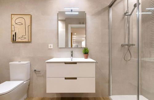 Estilo y Comodidad junto al Hospital y Central Bus - Foto 7