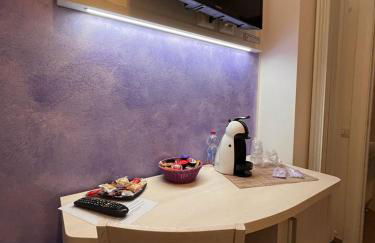 BelSorriso Varese 2 - Elegance City Residence with Private Parking -Reservation Required- - Foto 14