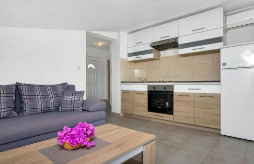 Apartment Cico-9 by Interhome - Foto 3