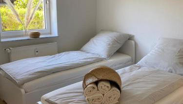 ☆FEWO ALTES KINO - MODERN - QUIET - 65M² - TV - NETFLIX - WLAN☆ - Foto 3