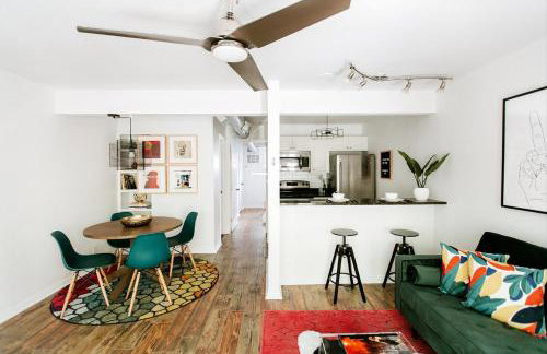 Neon Cool with Pool Clarksville by DT FREE PARKING - Foto 44