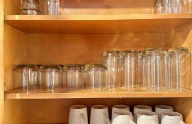 14 Guest 7 Bed 4 BR Lakefront Cabin w Hot Tub - Foto 43