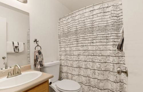 Sierra Pines Retreat - Sleeps 6 - Foto 33