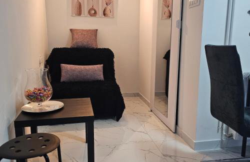 ENA 1&2 apartments-free parking 2200 m2-truck,trailer,boats friendly-EASY D1 access - Foto 33