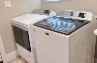 Air Conditioned! Paradise Park Brand new 2-bedroom Suite - Foto 10