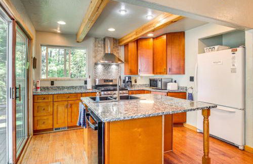 Quiet Presque Isle Home with Grill Families Welcome - Foto 9