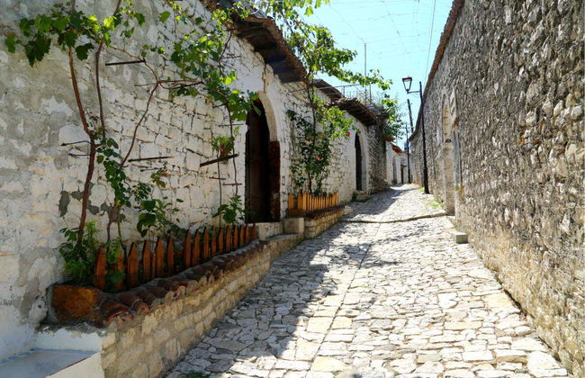 Berat Day Trip - Photo 4
