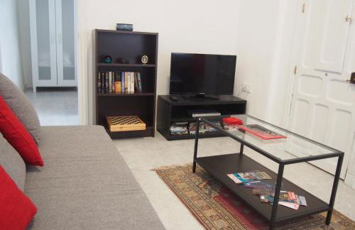 Casa Valientes B - Parking privado gratis & patio interior - Foto 4