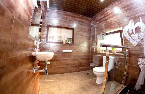 Charming House in Laroya + Jacuzzi - Foto 13