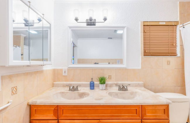 Tropical House Pool Table Jacuzzi Nearby Beach - Foto 17