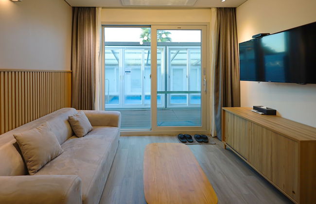 Pool & Villa Sorang - Photo 48