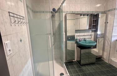 Leuna Apartment nahe Tor 1 - Foto 3