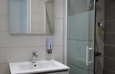 Gîte 1805 Montagnes du Jura avec Spa et Sauna classé 3 étoiles - Foto 17