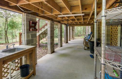 Waterfront Loranger Cottage Hot Tub, Deck and Grill - Foto 23