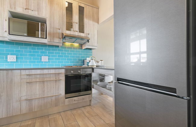 Sea Spray B404 by HostAgents - Photo 15