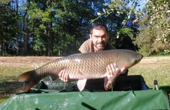 L’Etang Carp fishing lake and Gite - Foto 2