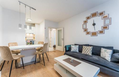 Flex SelfCheckIns 170 - Zagreb - Bedroom - Parking - Loggia - Foto 9