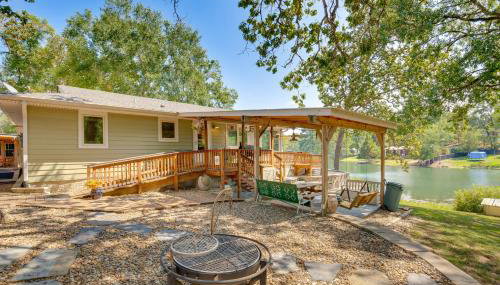 Kilgore Lakefront Home with Private Dock and Pier! - Foto 3