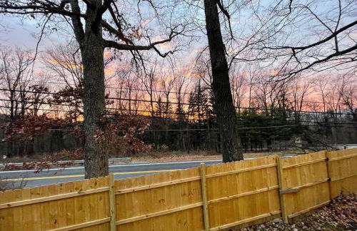 Entire Mountain Cottage Near Scenic Hiking Trails - Photo 35