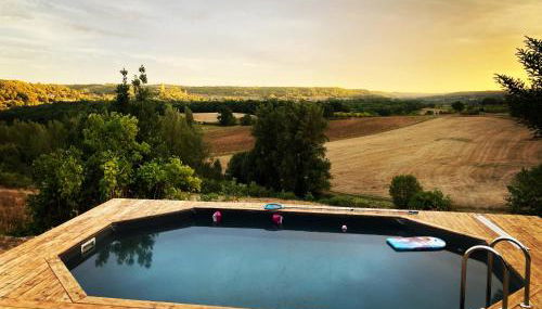 Gîte avec piscine vue sur Montcuq - Foto 2