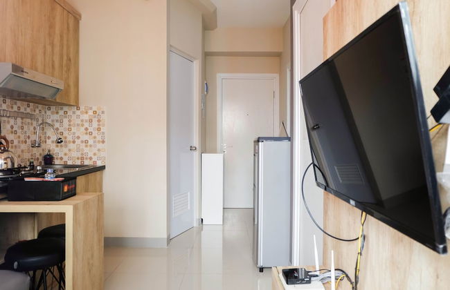 Modern and Bright 2BR Green Pramuka Apartment - Foto 22