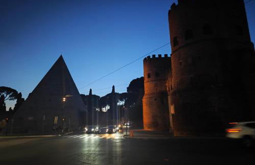 Brando Apartment - Photo 22