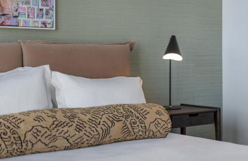 Hyatus Luxury Residences Boston South Bay Designer Collection - Photo 41