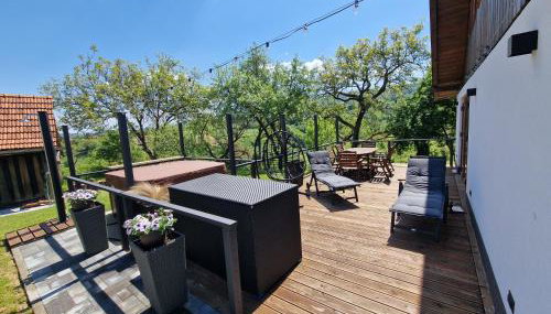 Hižica v plavem trnacu 1 - Foto 4