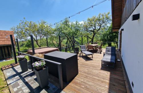 Hižica v plavem trnacu 1 - Foto 4