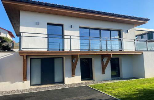 Beautiful new ocean facing villa - Foto 39