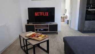 F3 Neuf et Lumineux 2ch 6pers Gare à pied - Photo 3