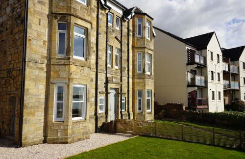 Beach house no2 with amazing sea views and private garden onto beach. - Foto 11