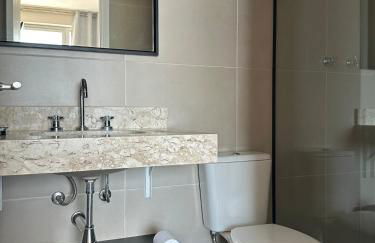 Studio moderno com vista incrível e garagem - Foto 22