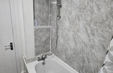 Coral Bay Seaside Aparto - Foto 3