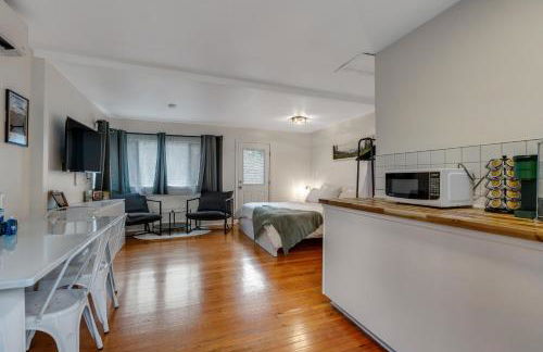 Mount Olympus Suite, Room 9 at Mount Walker Inn - Foto 2