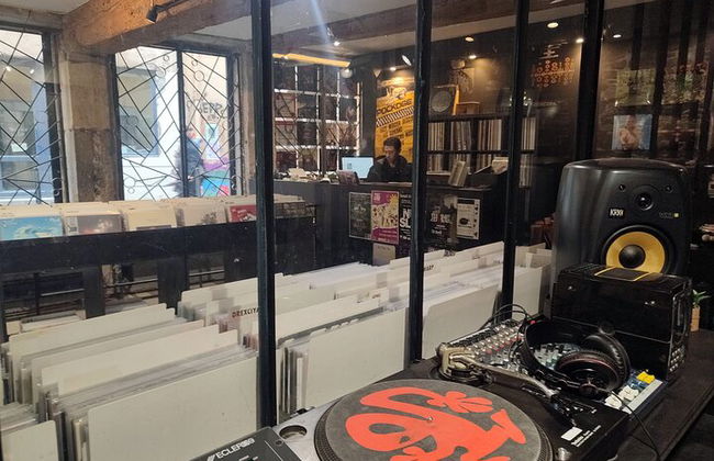 Grooves & Grapes de Lyon: tour de cata de vinos y tiendas de discos - Foto 16