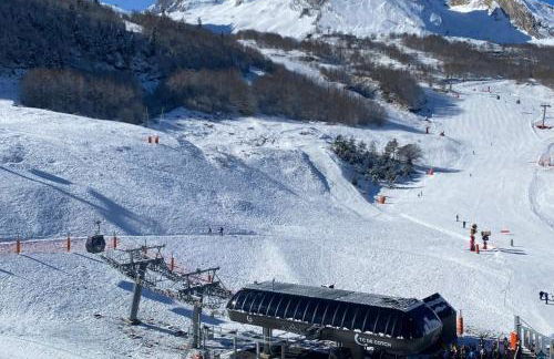 Le Skidoux 2*, au pied des pistes, vue montagne - Foto 7