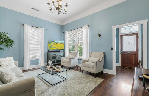 1884 Elegant Home Fire Pit, Tesla Tech, Near DT - Foto 13