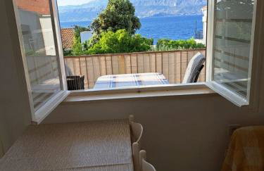 Apartment Jela - Photo 2