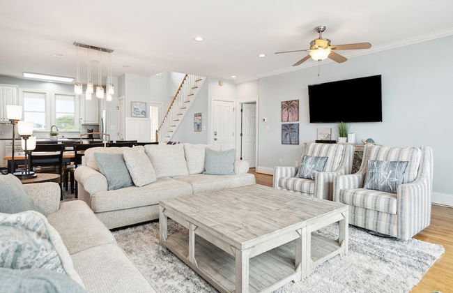 Oceanfront w Pool Panoramic Deck Views 5bdr Folly Ocean Breeze by Avantstay - Foto 6