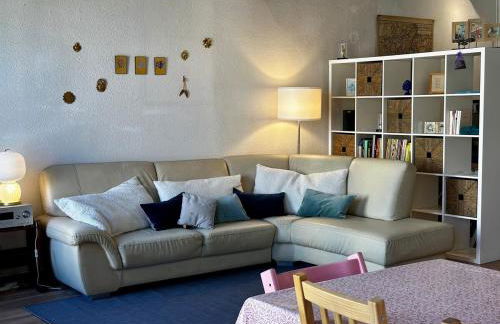 T3 Chaleureux - Vieux Toulon - Proche Port - Foto 2