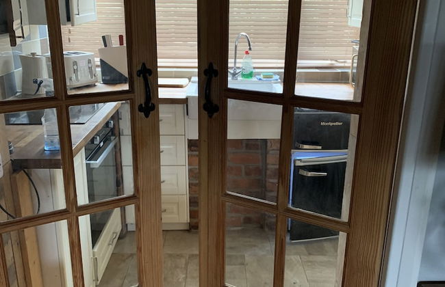 Stunning 1-bed Cottage in Halifax - Foto 6