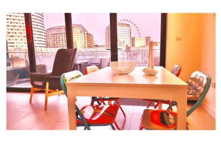 Exceptional 2-Floor Central London Escape - Sleeps Up to 10 with Skyline Terrace - Foto 21