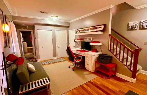 Coolest condo ever- Indy's best at your door step - Central Mass Ave! - Foto 49