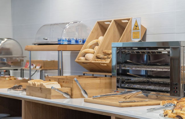 Plaza de la Luz Cádiz - Photo 55