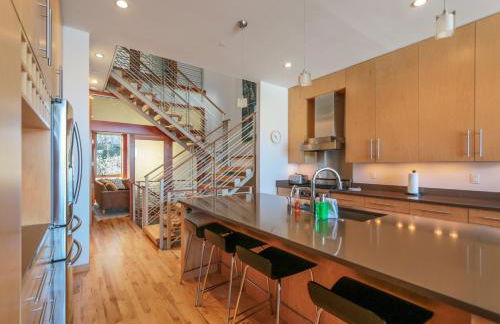 Four - River View Hot tub Luxurious Downtown Loft - Foto 4